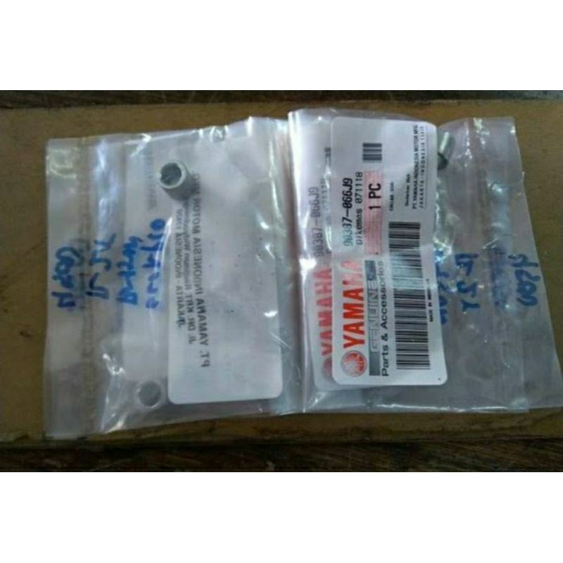 COLLAR BOS BOSS BUSH BRACKET BRACKET SPAKBOR R15 VVA R 15 V4 VIXION R MT25 R25 (PRICE 1PC) ORIGINAL 