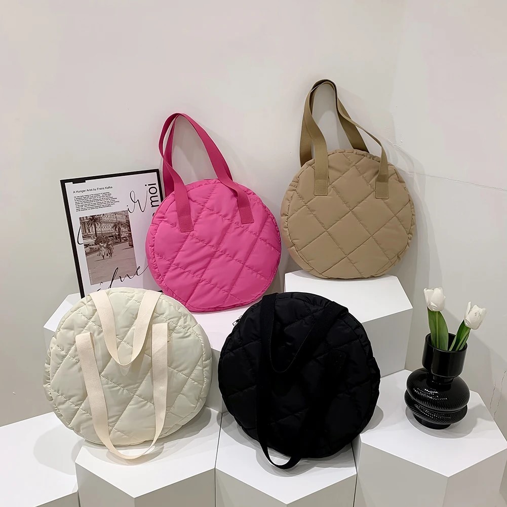 TASNOVAKU - กระเป๋า PUFFY MACHA