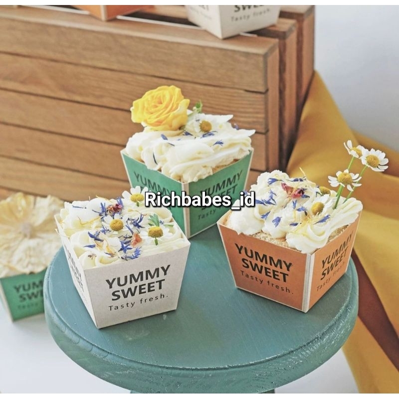 Paper Cupcake Case bruder Box Paper Muffin Hokkaido Lava Cake Bread Bluder Vintage ที่ไม่ซ้ํากันเค้ก