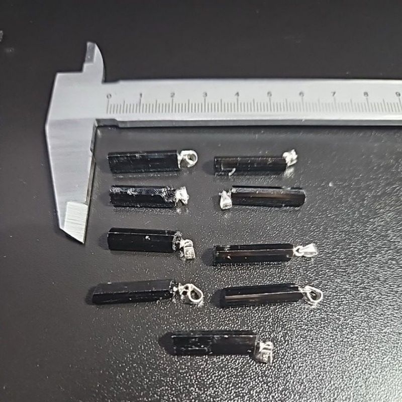 BLACK TOURMALINE STICK STICK STICKER AFGANISTANT