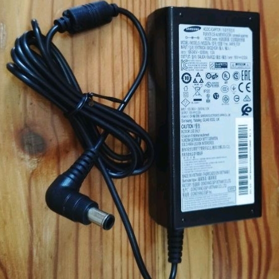 19V ~ 2.53A Samsung Led TV Adapter เวียดนาม
