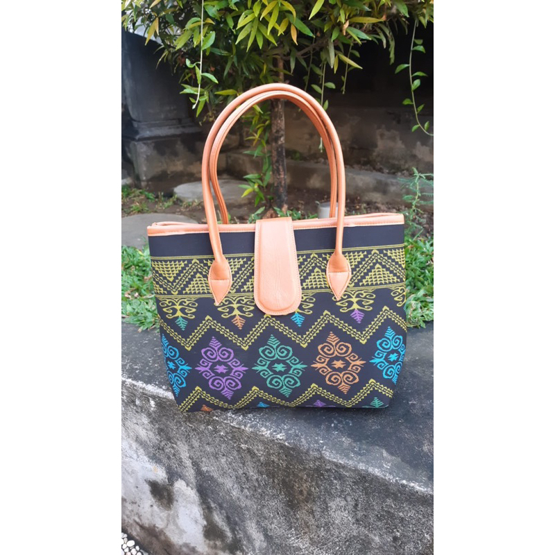 WB endek bali box bag 40x35