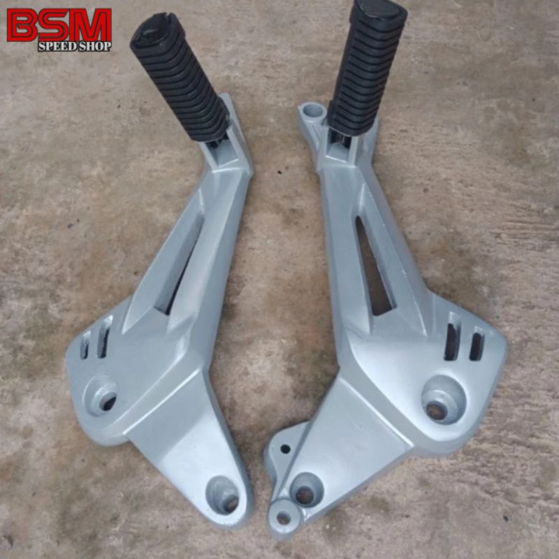 Power Footstep พักเท้าหลัง Supra X 125 DD Original Item Power Supra X 125 DD Original