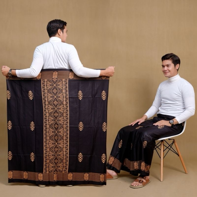Uniform Batik Sarong with Sarwon Motif Batik Sarong store