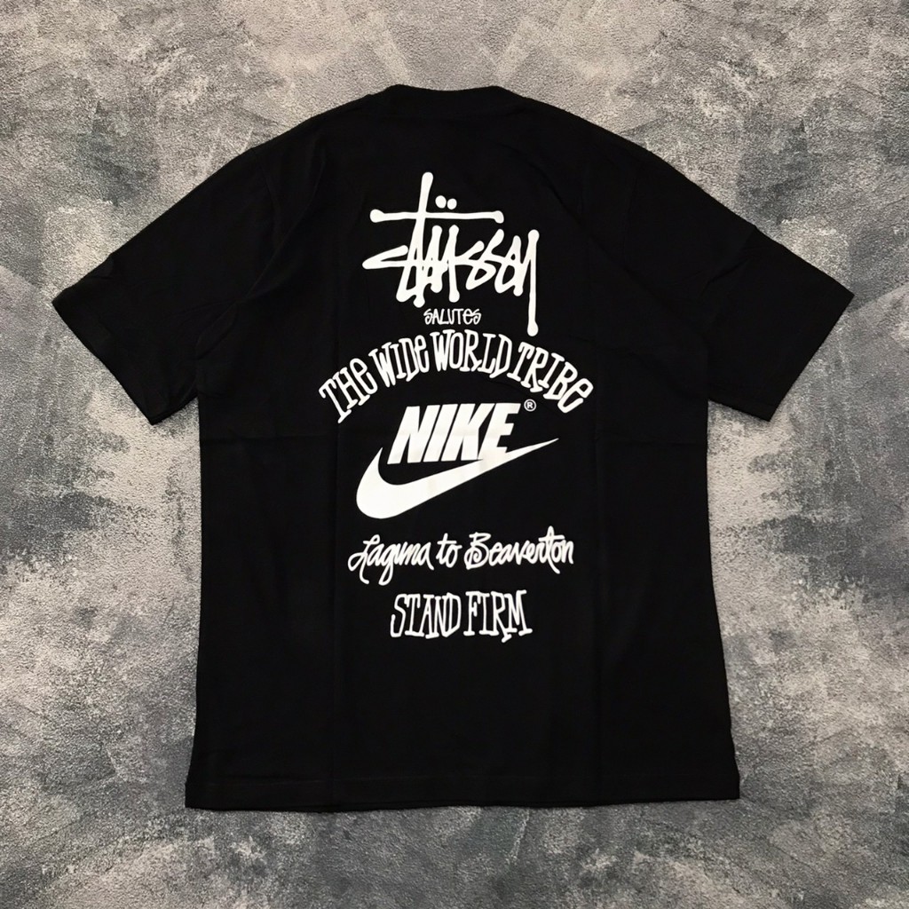 Stussy x Nike Stand Firm เสื้อยืดผู้ชาย