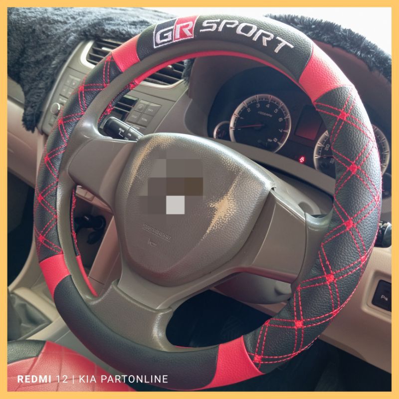 ที่หุ้มพวงมาลัย toyota fortuner GR SPORT หุ้มพวงมาลัยหนัง