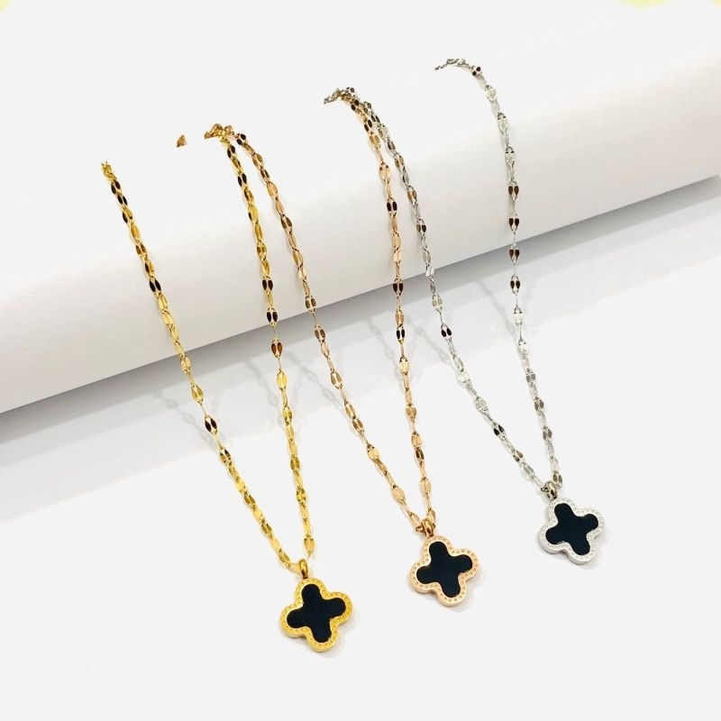 สร้อยคอ Fourfashion Clover พร้อมโซ่กาแฟแตก AK075