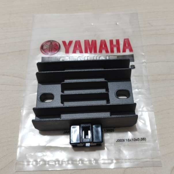 Yamaha R15 V2 Regulator Kiprok R15 ตัวควบคุมเก่า R15 V2 เก่า Yamaha