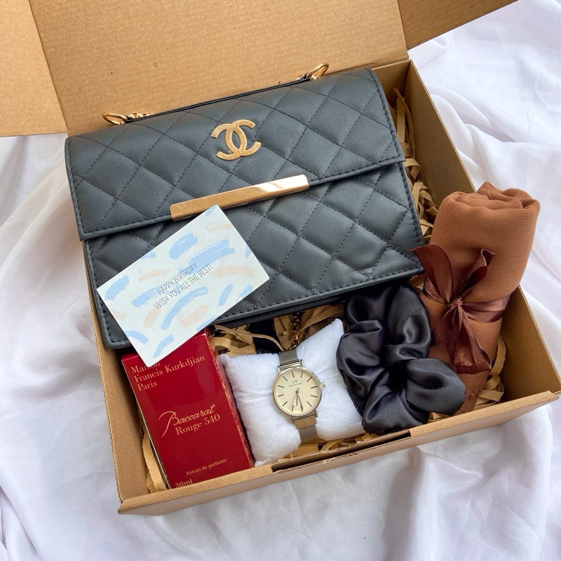 [SDW091] Giftbox TAS / GIFT GIRL / GIFT BOYFRIEND