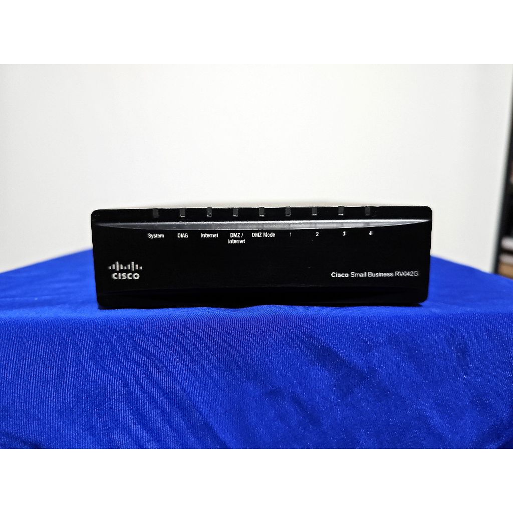 CISCO Cico เราเตอร์ธุรกิจขนาดเล็ก rv042g สมดุลโหลดกิกะบิตคู่