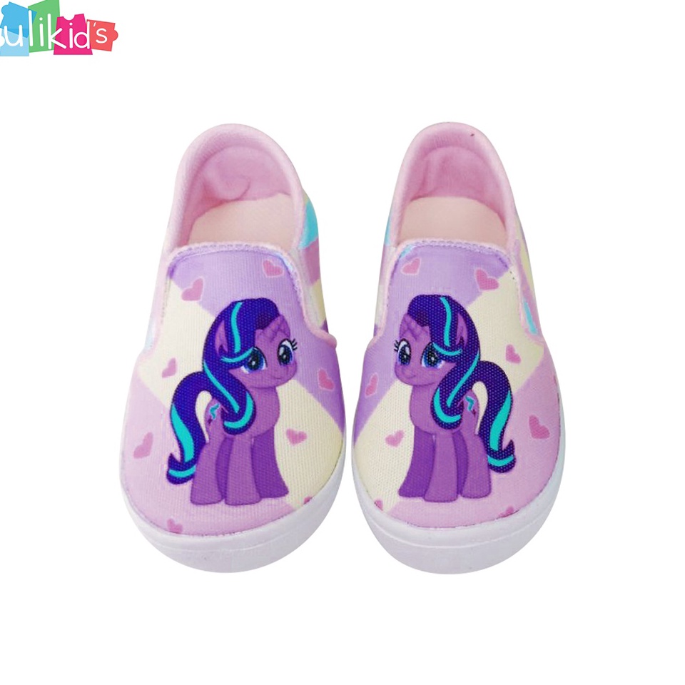 Ulikids รองเท้าสลิปออนเด็กผู้หญิงพร้อมโมติfs ART L7R7