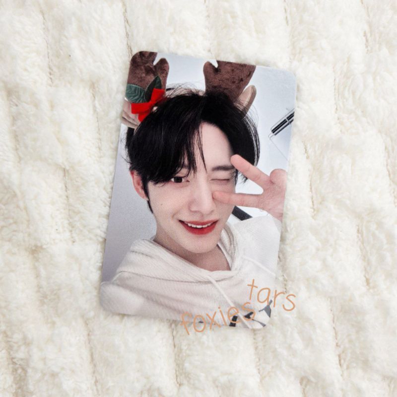 บัตรรูปถ่ายอย่างเป็นทางการ คําอวยพรของฤดูกาลปี 2024 sg24 g-market kim jiwoong zerobaseone zb1