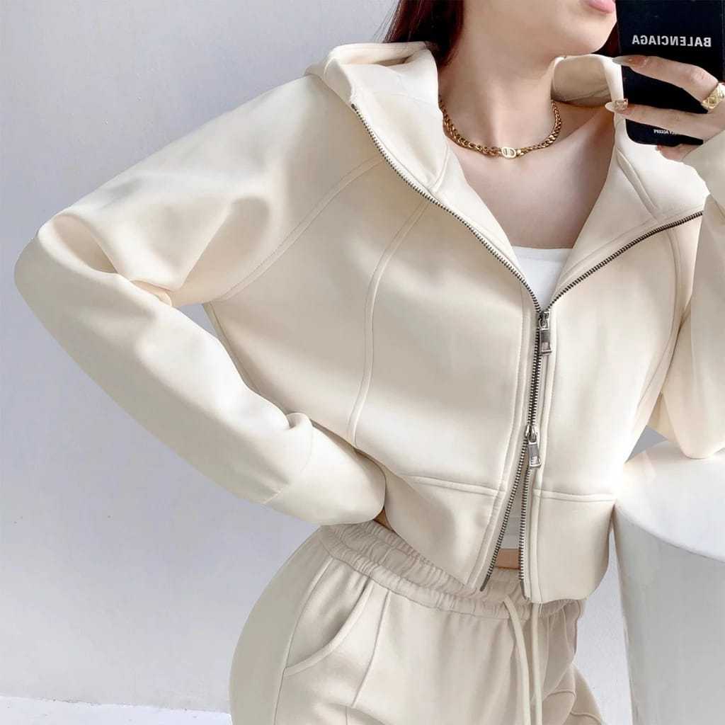 Miss Crop Hoodie Zipper เสื้อแจ็คเก็ตเสื้อกันหนาวผู้หญิง