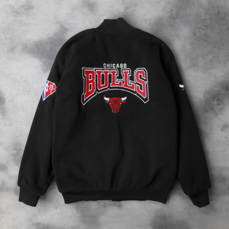 ใช ่ Bulls nBA Men 's VARSITY JACKET