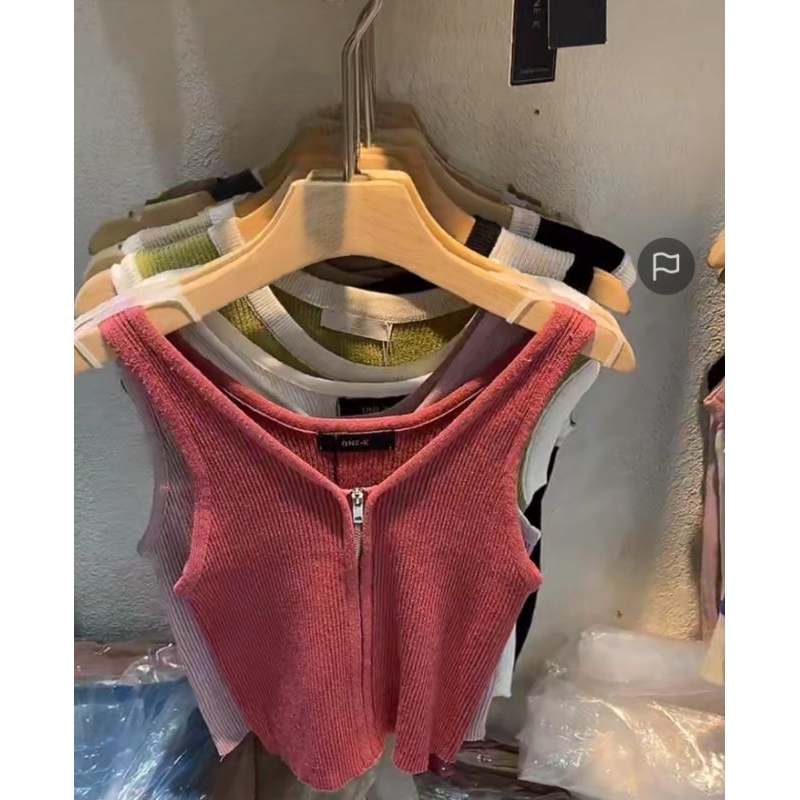 One - K K K K K Knit Top / เสื้อกล้าม