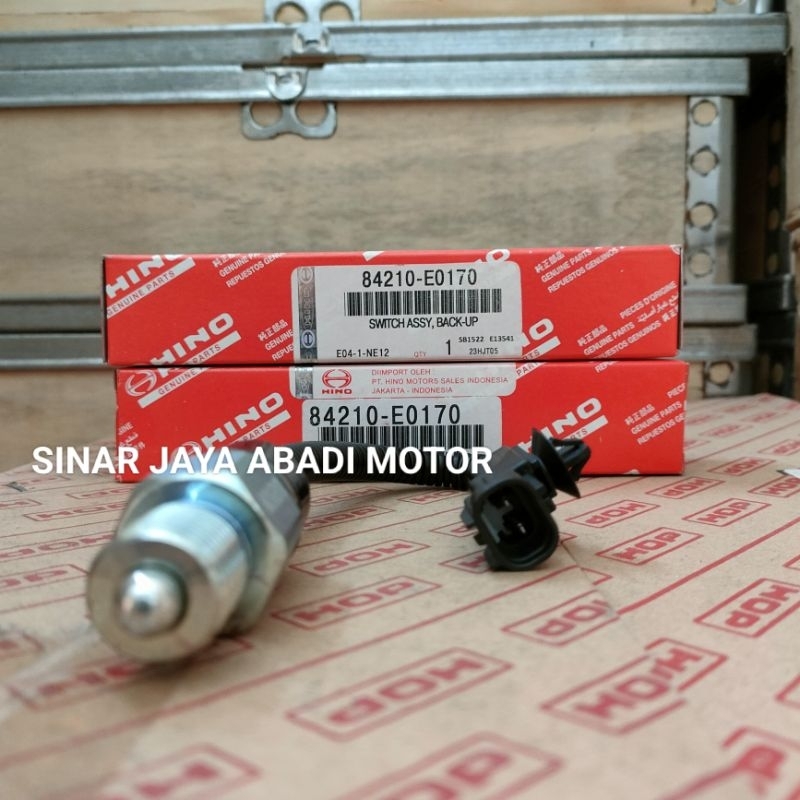 HINO 500 NEUTRAL SWITCH ASSY BACK UP FM.260.JD FL.260 84210-E0170