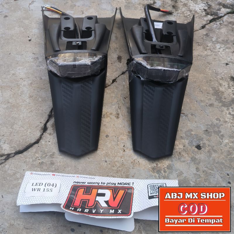 Undertail WR 155 โคมไฟบังโคลนหลัง WR 155 Stoplamp WR 155 บังโคลนหลัง Wr155