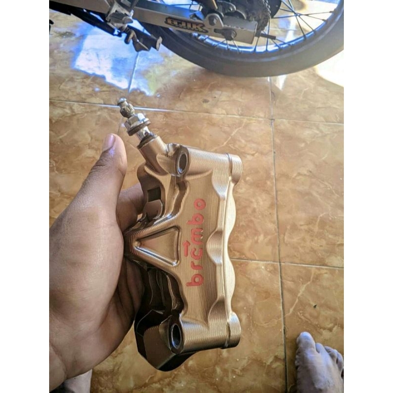 ผ้าเบรคหน้า BREMBO GP4RX