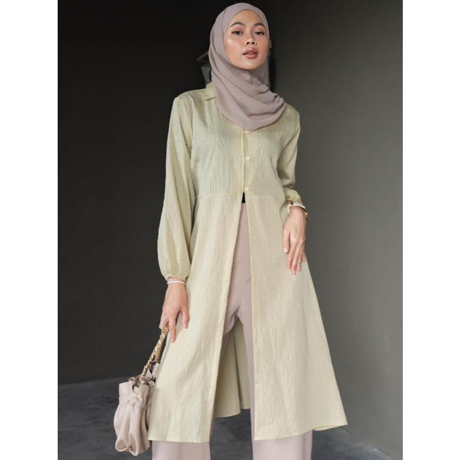 Ayrin Elastic Sleeve Crinkle Outer Tunic