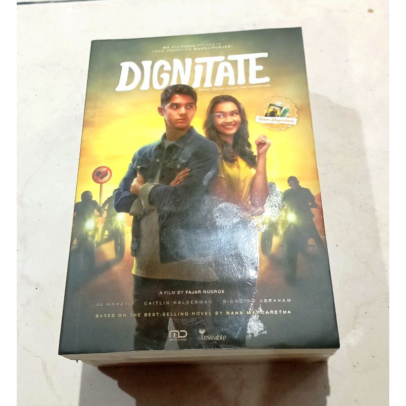 TEENAGE NOVEL // WATTPAD // DIGNITATE // ต้นฉบับ