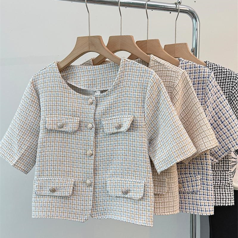 Momo Knit คาร์ดิแกนแขนสั้น Soft Knit สไตล์เกาหลี Tweed Short Blazer กรุงเทพ