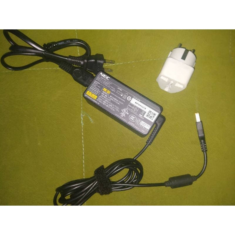 อะแดปเตอร์ NEC VersaPro VC-K ดั้งเดิม