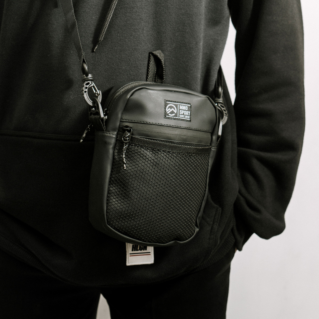 Mmosport Net Bag กระเป๋าสะพายข้างผู้ชาย