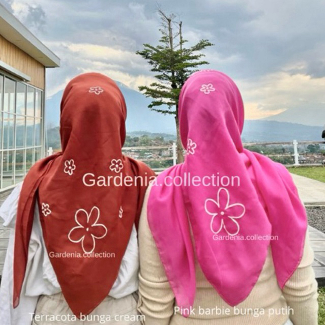 Gardenia COLLECTION - ฮิญาบปักดอกไม้สวยงาม - ฮิญาบเย็บปักถักร้อยระดับพรีเมียม - ฮิญาบปารีสเบสิค