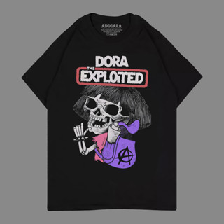 เสื้อยืด พิมพ์ลาย Dora THE EXPLOITED parody band โลหะ สําหรับผู้ชาย