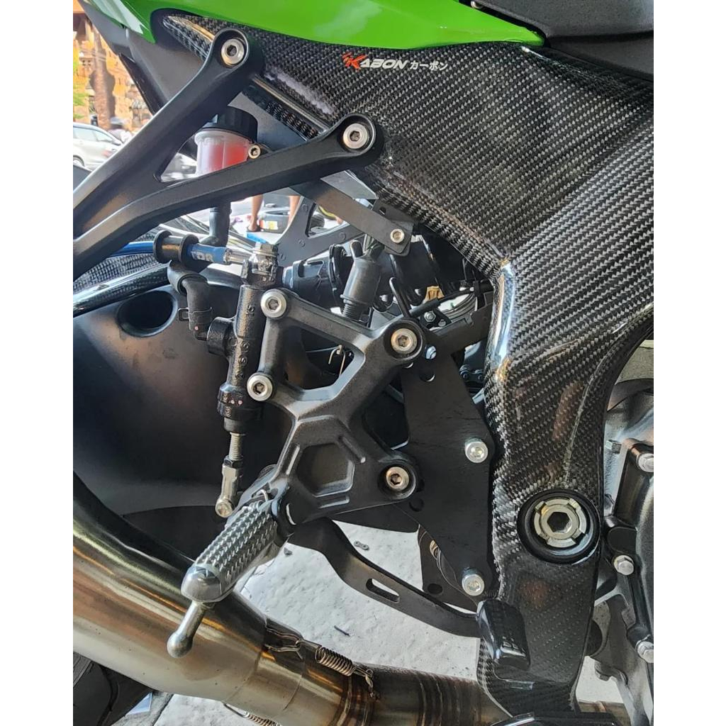 Kawasaki NINJA ZX 25R RAISER FOOTSTEP รสเสริมใต้BONE KAWASAKI ZX25R UNDERBONE ZX25R ลิฟท์