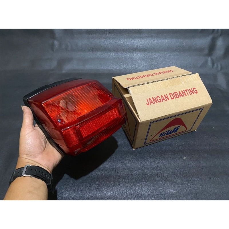 Stoplamp ไฟท้าย vespa px ps พิเศษ spartan Good Kiwi Complete Good รายละเอียดต้นฉบับทนทาน Stay ติดตั้งคุณภาพดี
