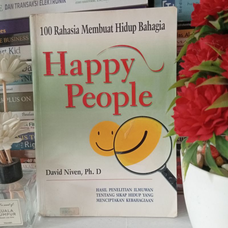 หนังสือต้นฉบับ HAPPY PEOPLE, 100 ความลับสําหรับ MAKING HAPPY LIFE โดย David