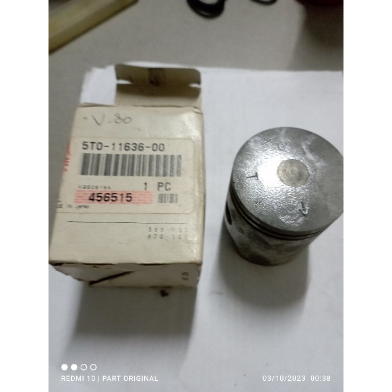 YAMAHA V75 V80 OS 50 PISTON SEHER ORIGINAL MADE IN JAPAN ART 5T0-11636-00