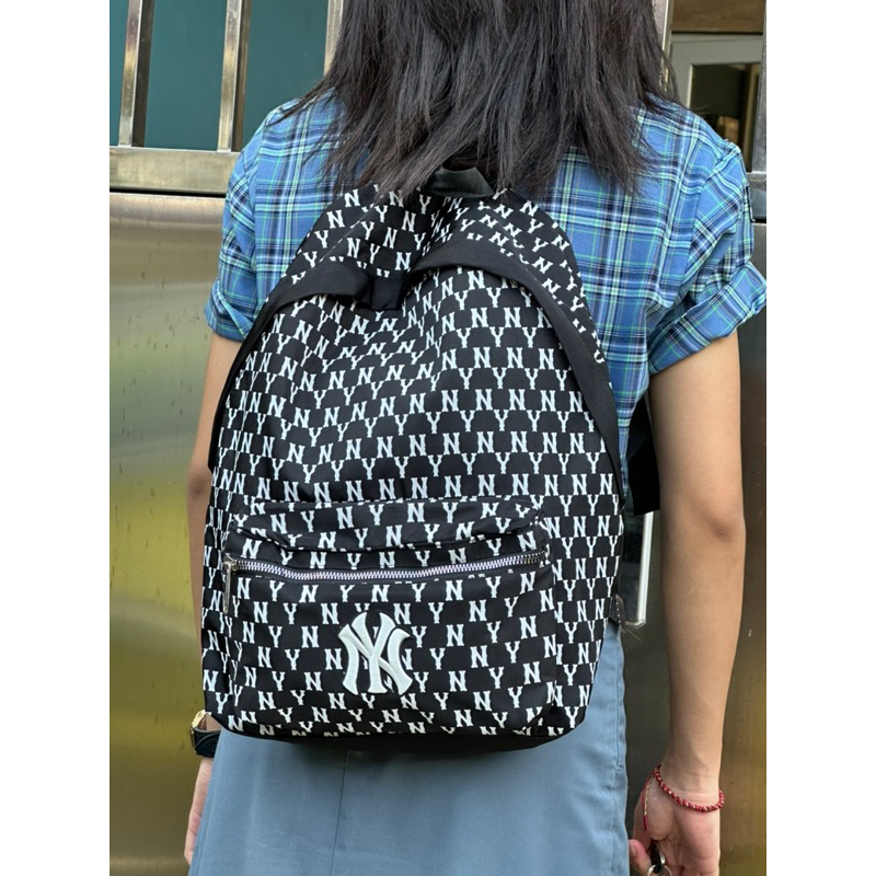 กระเป๋าเป้ MLB NY***