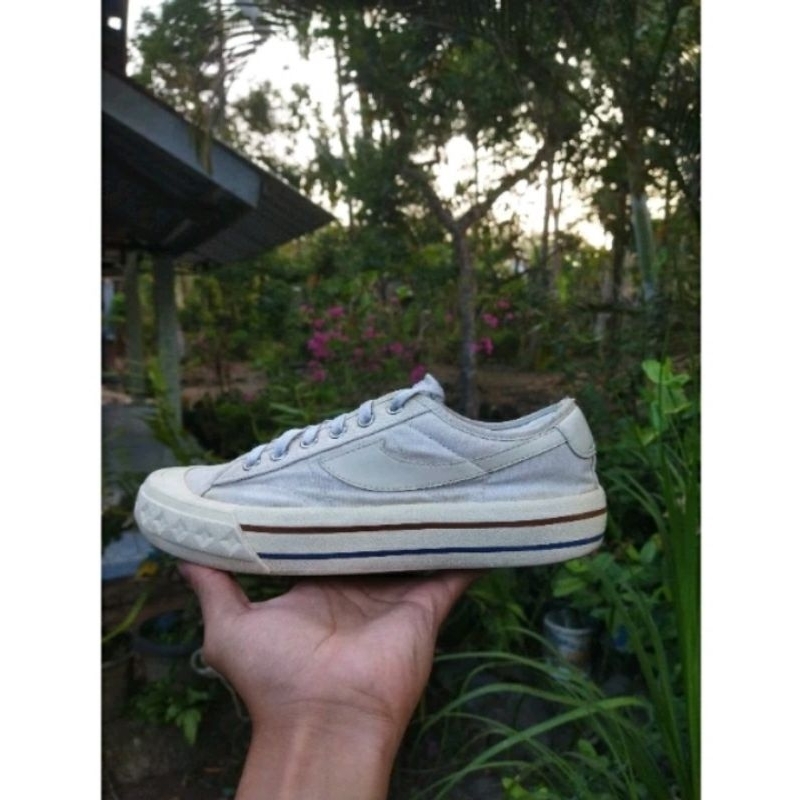 COMPASS Retrograde Low White Original Preloved Second Shoes