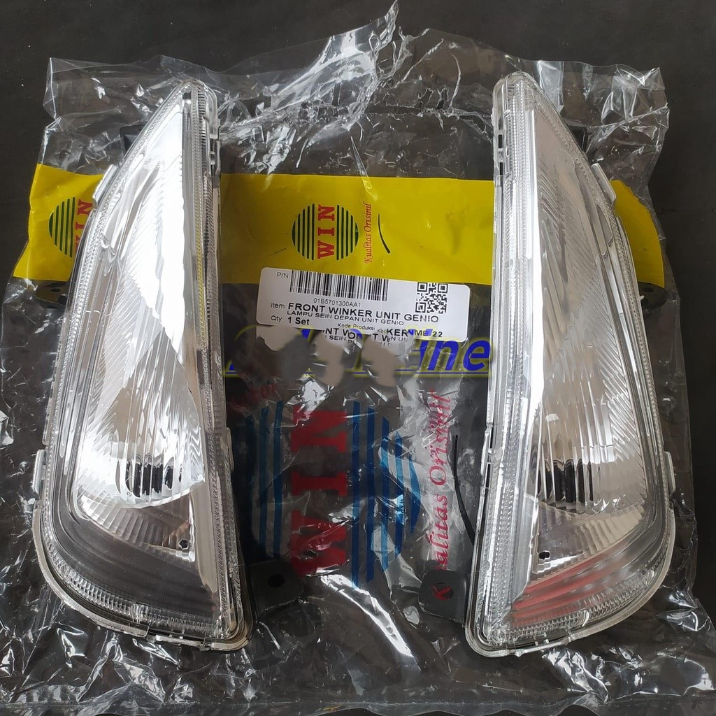 01-B57-013-00AA Honda Genio ชุดไฟเลี้ยวหน้า WIN