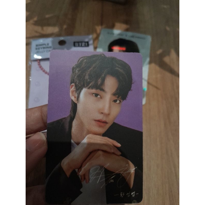 Hwang in Youp x โฟโต้การ์ดเซลลูเวอร์