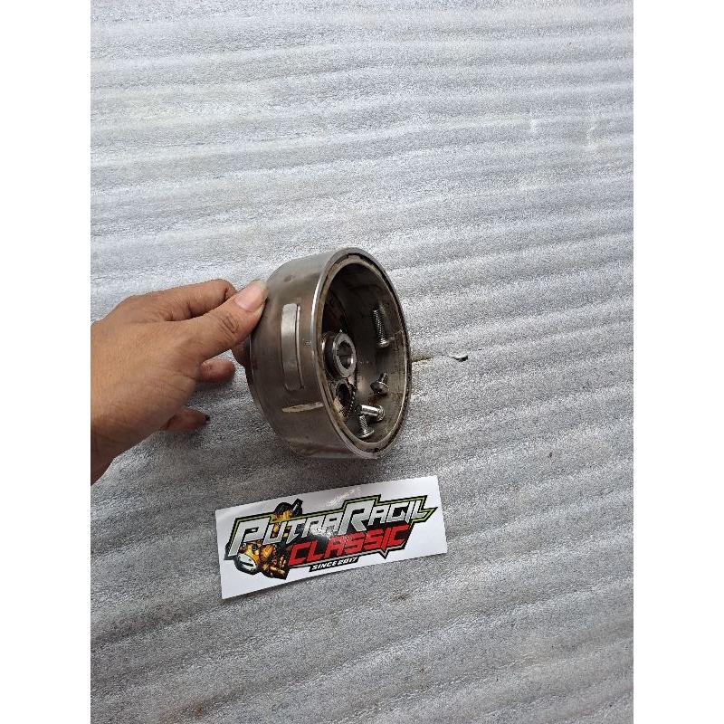 SUZUKI SATRIA FU 150 FASELIFT MAGNET SUZUKI SATRIA FU 150 คาร์บอนเดิม