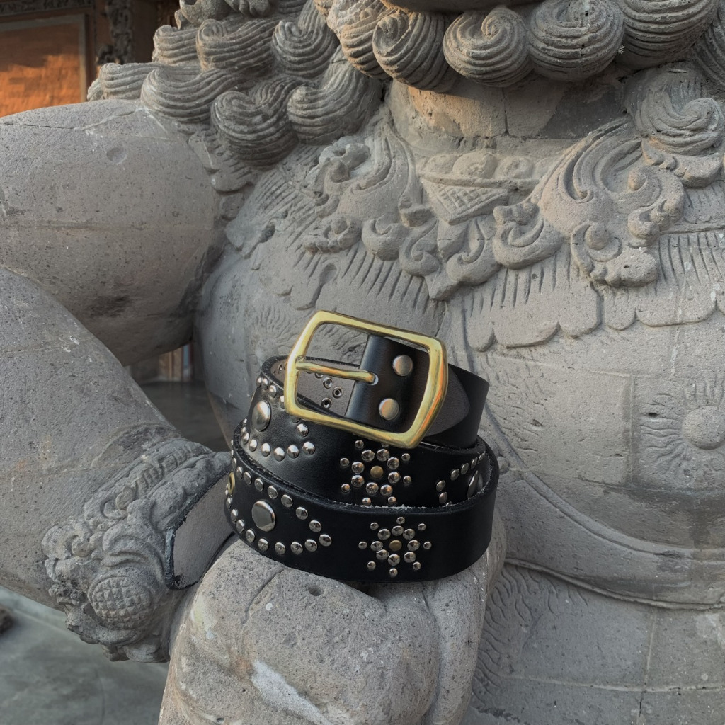 NBRS Studded Belt TRNAJAYA || เข็มขัดสตั๊ดเข็มหนังวินเทจ