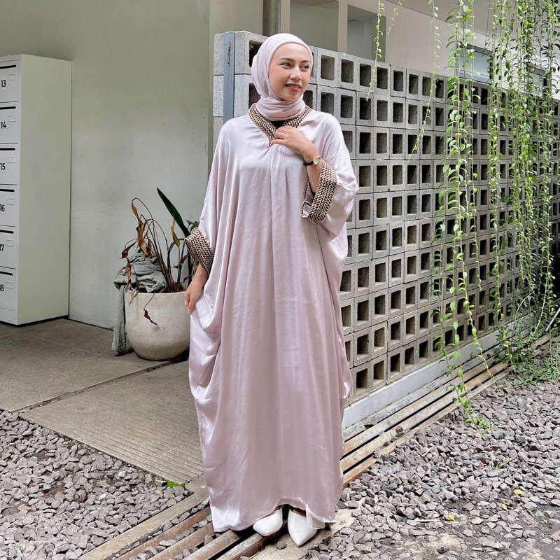 จินิซา | ZELVIA SILK KAFTAN / SHIMMER SILK / SILK MATERIAL / HOLIDAY KAFTAN / SIMPLE KAFTAN / WIDE /