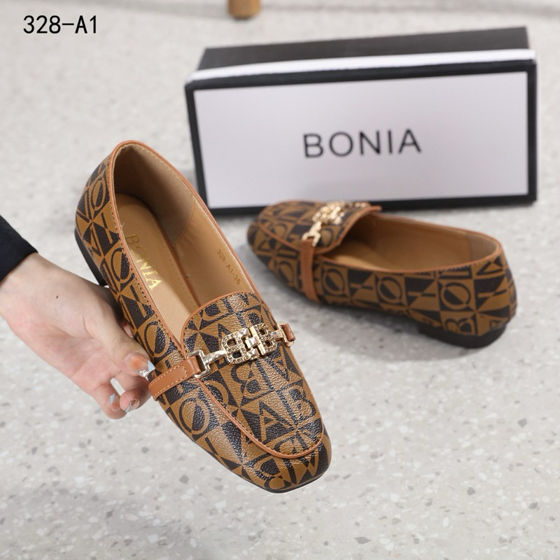 [AUDROSE ] รองเท ้ าผู ้ หญิง Bonia Monogram Flat Shoes HB328-A1