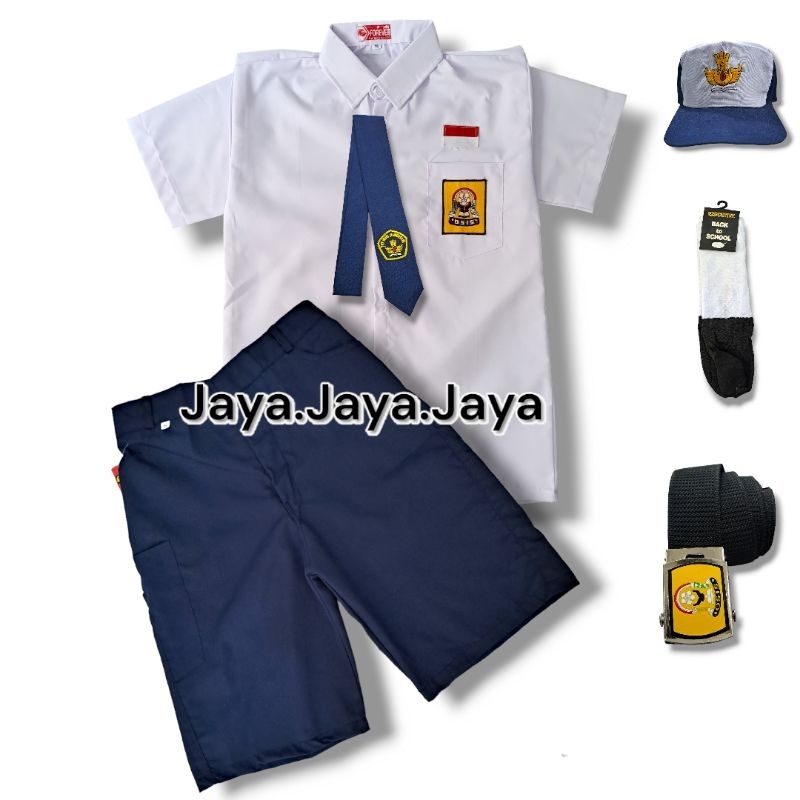 ชุดนักเรียนมัธยมต้น เด็กชาย เสื้อสั้น กางเกงขาสั้น ครบสุด