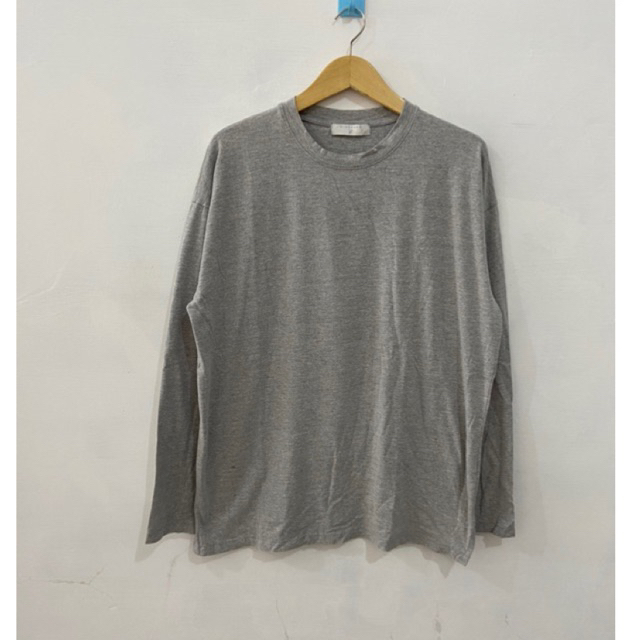 เสื้อยืด GIORDANO LONGSLEEVE