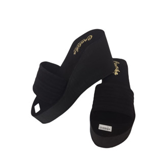 รองเท้าส้นเตารีดผู้หญิง Kokop Balok ขนาด 11 ซม.