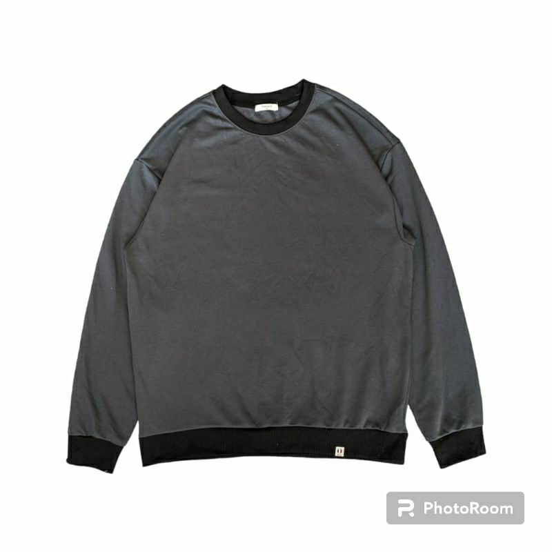 คอกลมสําหรับผู้ใหญ่ Polham