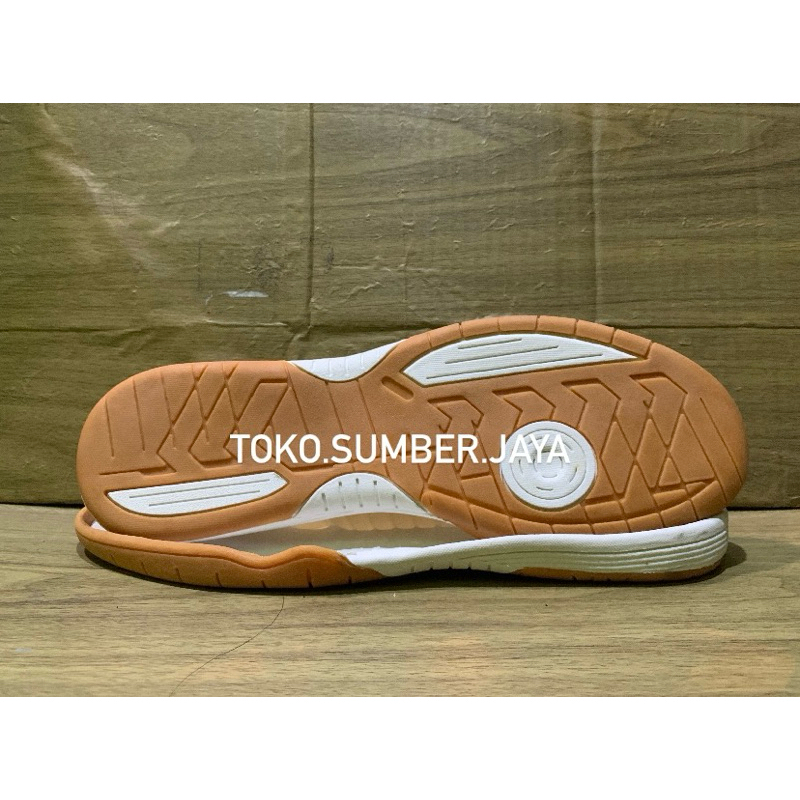 Sole Futsal shoes-sports shoes รองเท้ากีฬา ไซส์ 38-43