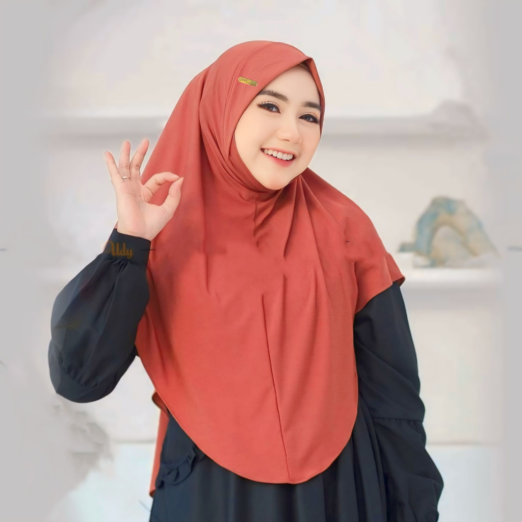ฮิญาบสําเร็จรูป Bergo Chin Malaysia Jersey ผ้าคลุมฮิญาบสําเร็จรูป Bergo Malaysia Chin Jersey Premium