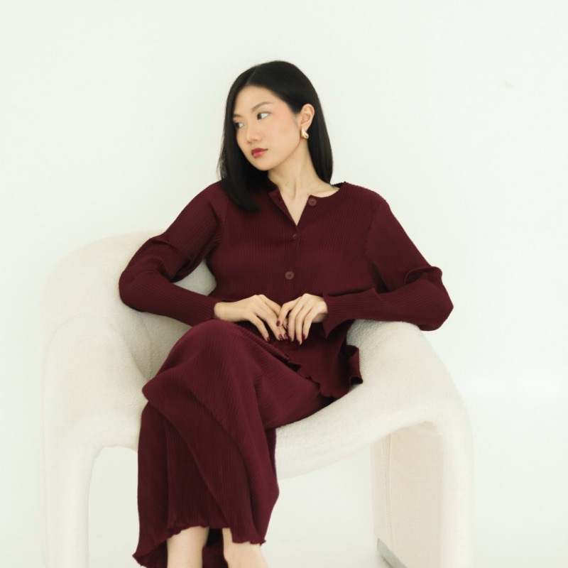 AUGUST CARDIGAN*****