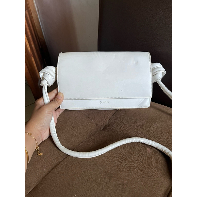 กระเป๋าสะพาย/สลิง Pl 4our B