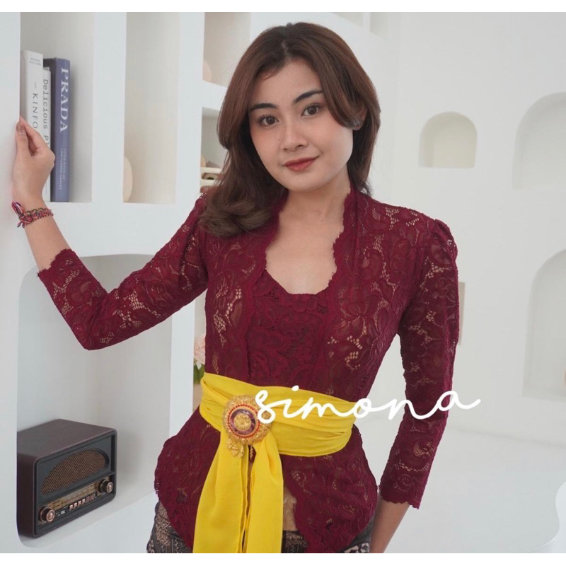 SIMONA KEBAYA Oneset Sofia นูน Ringgit Balinese Kebaya
